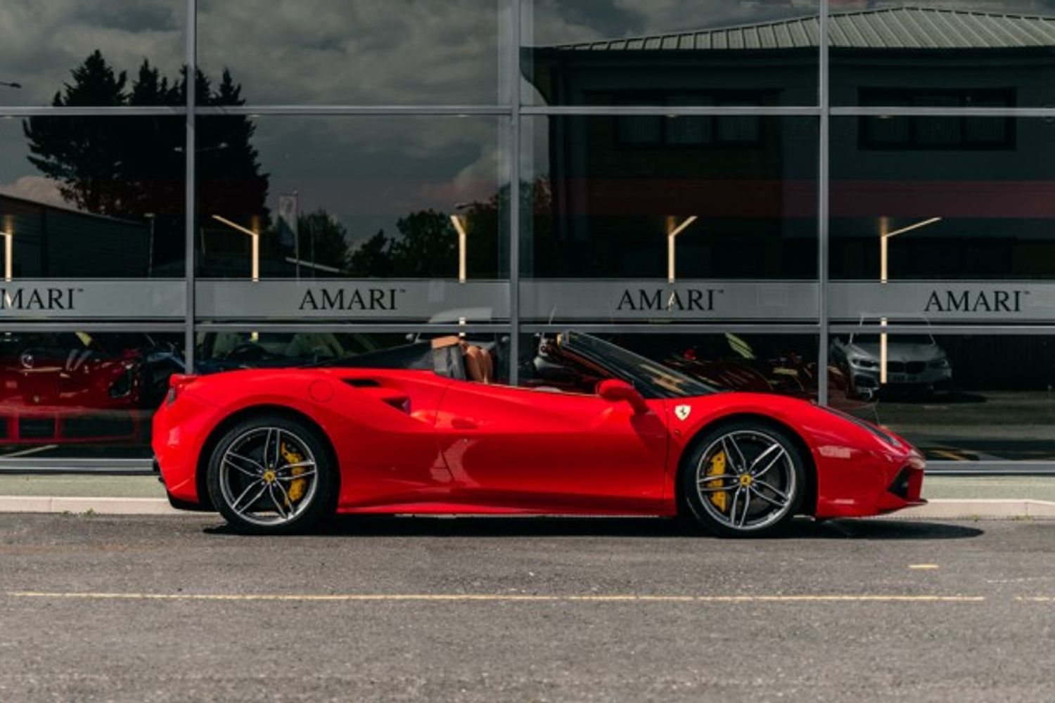 FERRARI 488 CONVERTIBLE 3.9 SPIDER 2DR SEMI AUTOMATIC