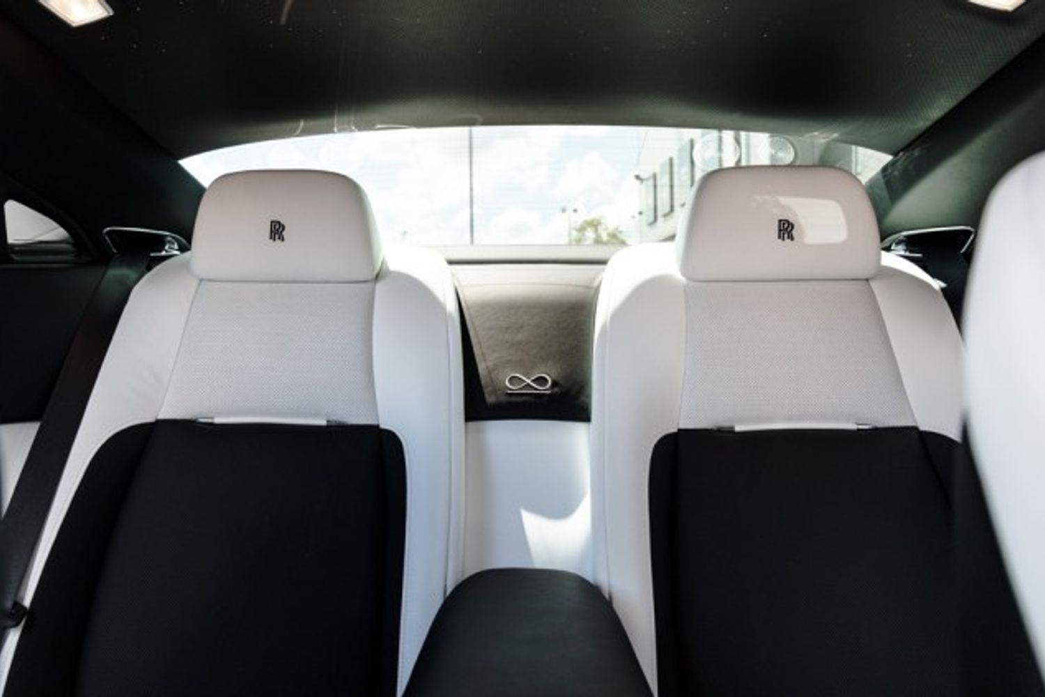 ROLLS-ROYCE WRAITH COUPE Black Badge 6.6 V12