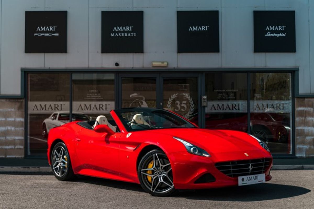 FERRARI CALIFORNIA CONVERTIBLE 3.9 DD 2DR SEMI AUTOMATIC