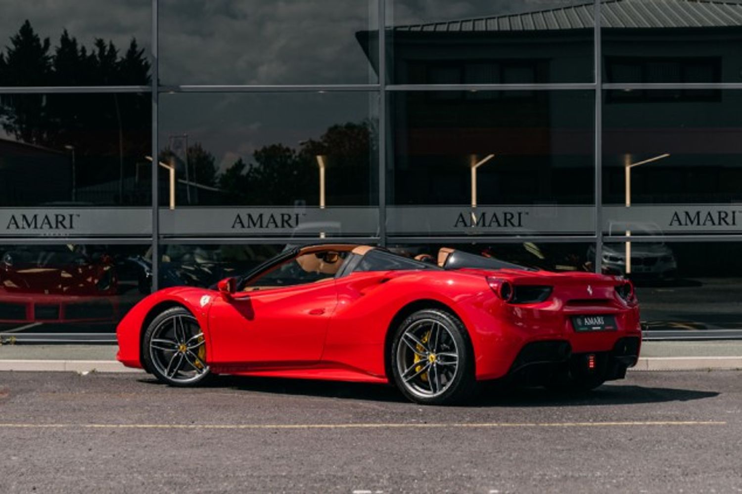 FERRARI 488 CONVERTIBLE 3.9 SPIDER 2DR SEMI AUTOMATIC