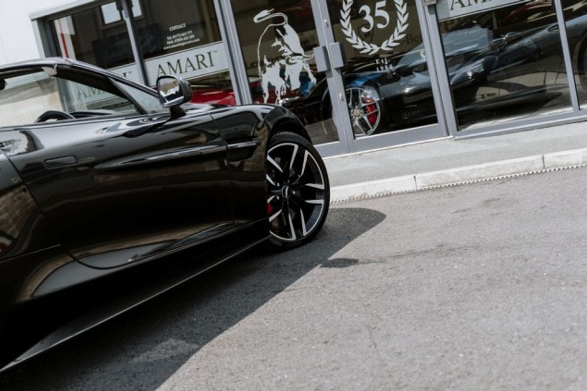 ASTON MARTIN VANQUISH CONVERTIBLE 5.9 V12 2DR AUTOMATIC