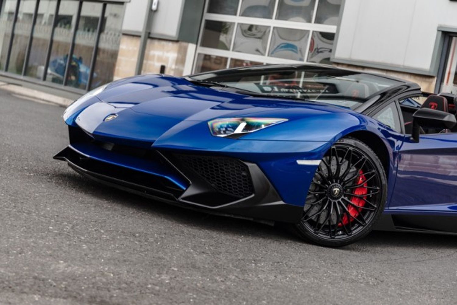 LAMBORGHINI AVENTADOR CONVERTIBLE 6.5 LP 750-4 SUPERVELOCE ROADSTER 2DR SEMI AUTOMATIC