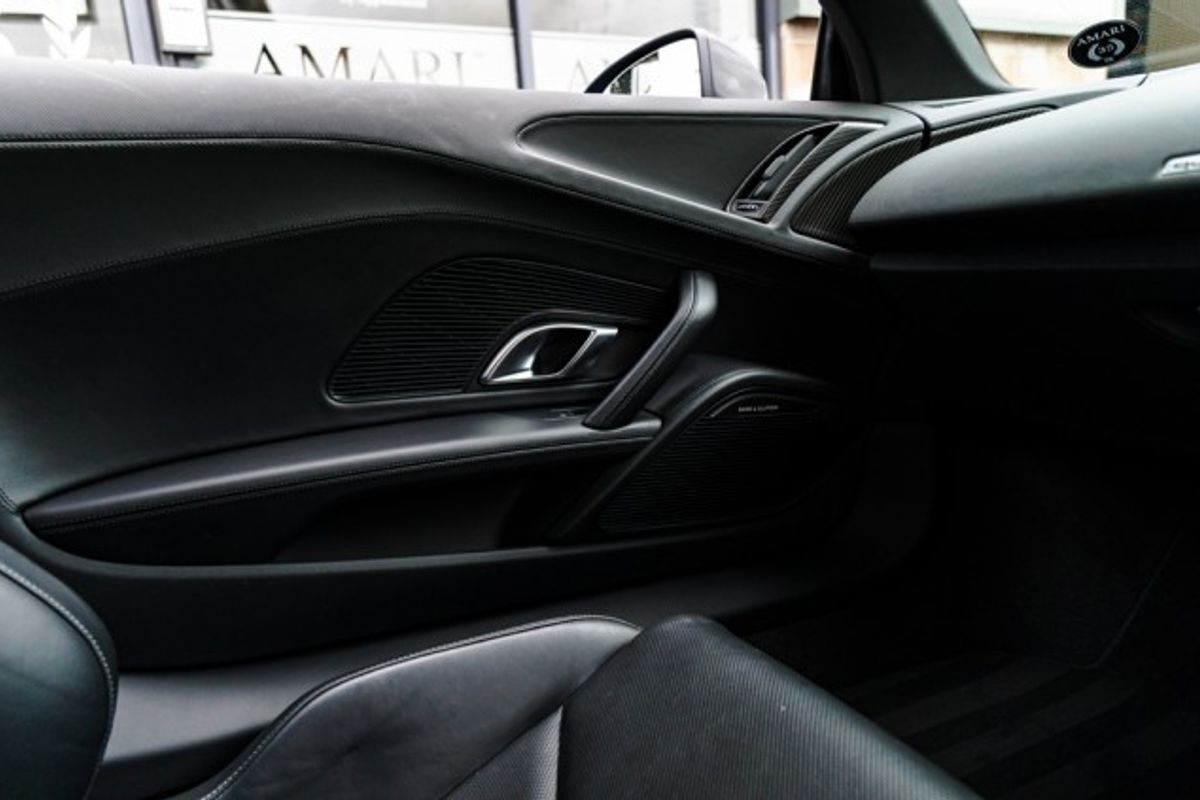 AUDI R8 COUPE 5.2 V10 PLUS QUATTRO 2DR SEMI AUTOMATIC