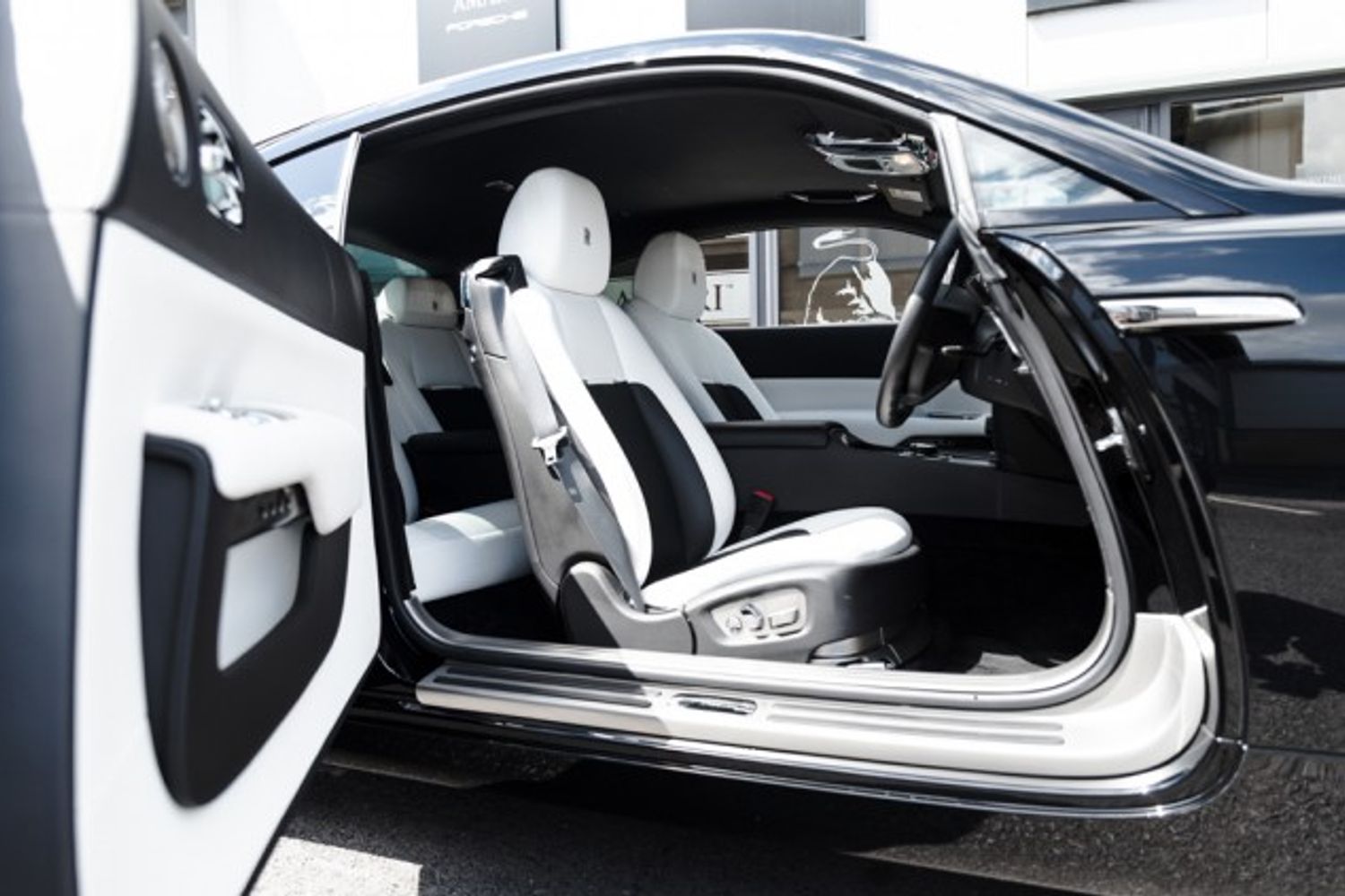 ROLLS-ROYCE WRAITH COUPE Black Badge 6.6 V12