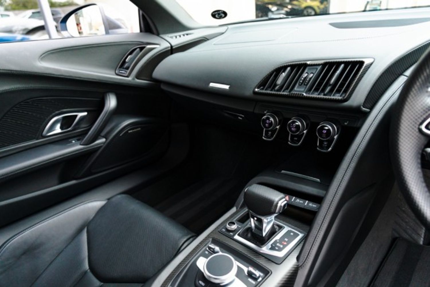 AUDI R8 COUPE 5.2 V10 PLUS QUATTRO 2DR SEMI AUTOMATIC