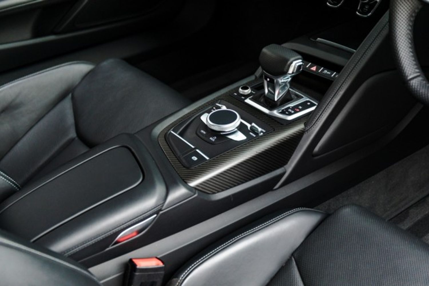 AUDI R8 COUPE 5.2 V10 PLUS QUATTRO 2DR SEMI AUTOMATIC