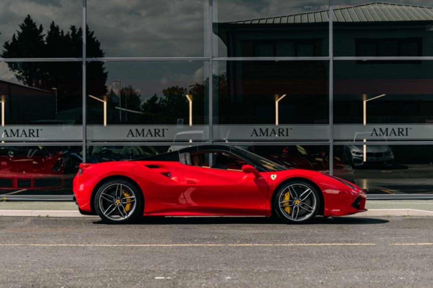 FERRARI 488 CONVERTIBLE 3.9 SPIDER 2DR SEMI AUTOMATIC