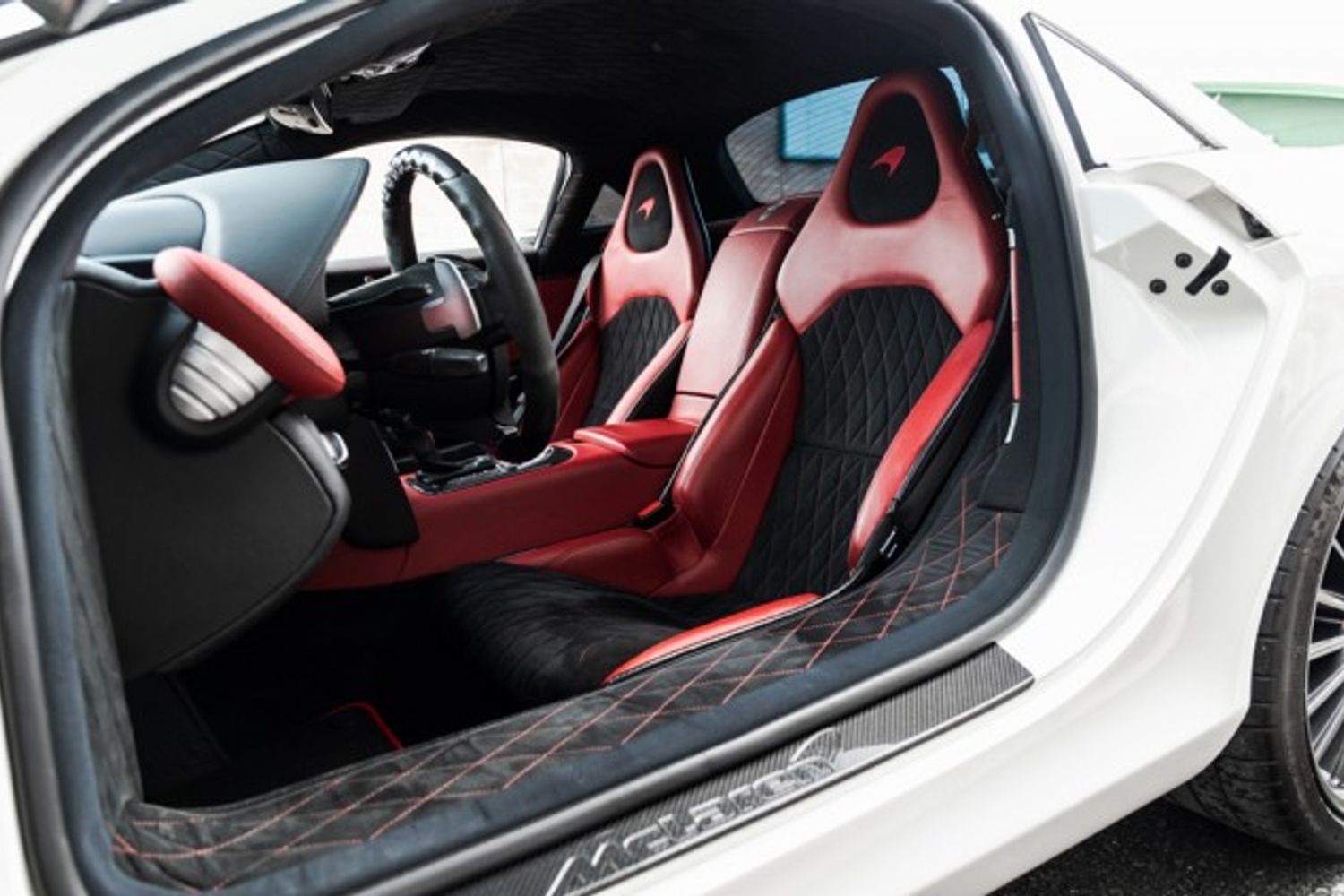 MERCEDES-BENZ SLR COUPE 5.4 MCLAREN 2DR AUTOMATIC