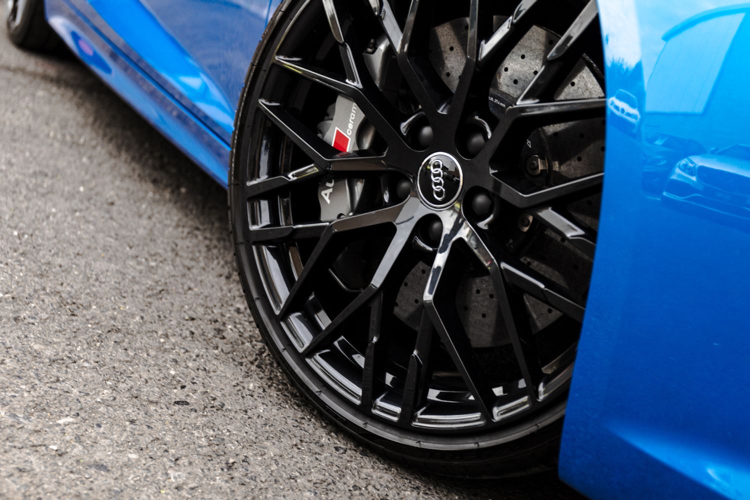 AUDI R8 COUPE 5.2 V10 PLUS QUATTRO 2DR SEMI AUTOMATIC
