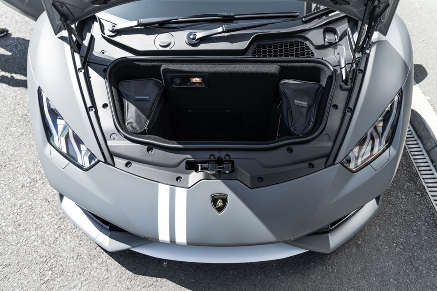 LAMBORGHINI HURACAN COUPE 5.2 V10 LP 610-4 AVIO 2DR SEMI AUTOMATIC