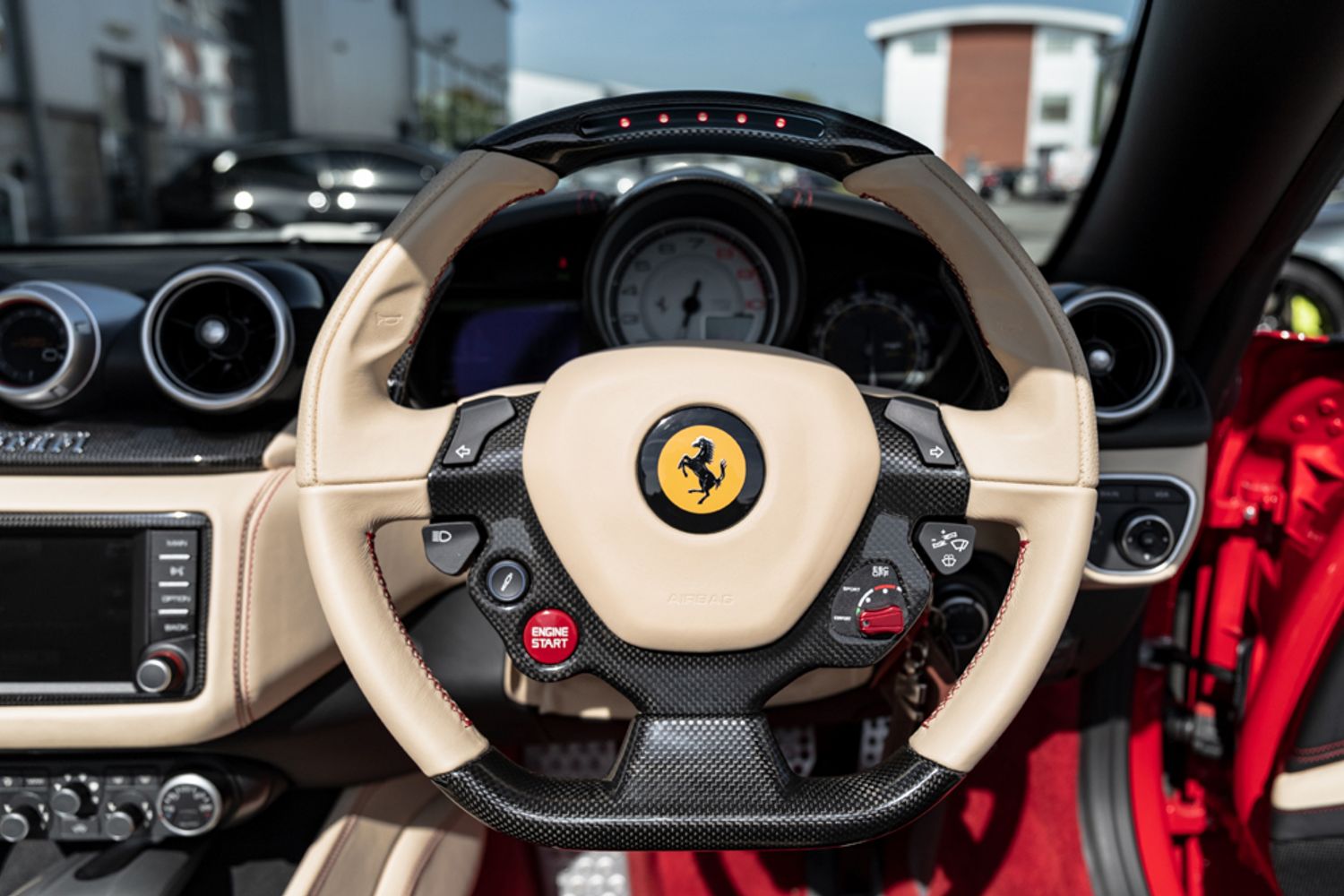 FERRARI CALIFORNIA CONVERTIBLE 3.9 DD 2DR SEMI AUTOMATIC