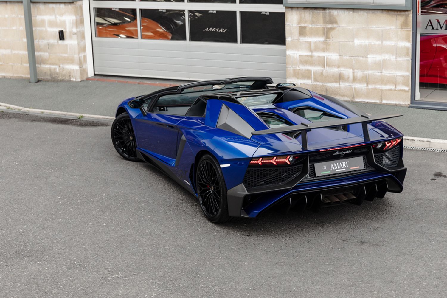 LAMBORGHINI AVENTADOR CONVERTIBLE 6.5 LP 750-4 SUPERVELOCE ROADSTER 2DR SEMI AUTOMATIC