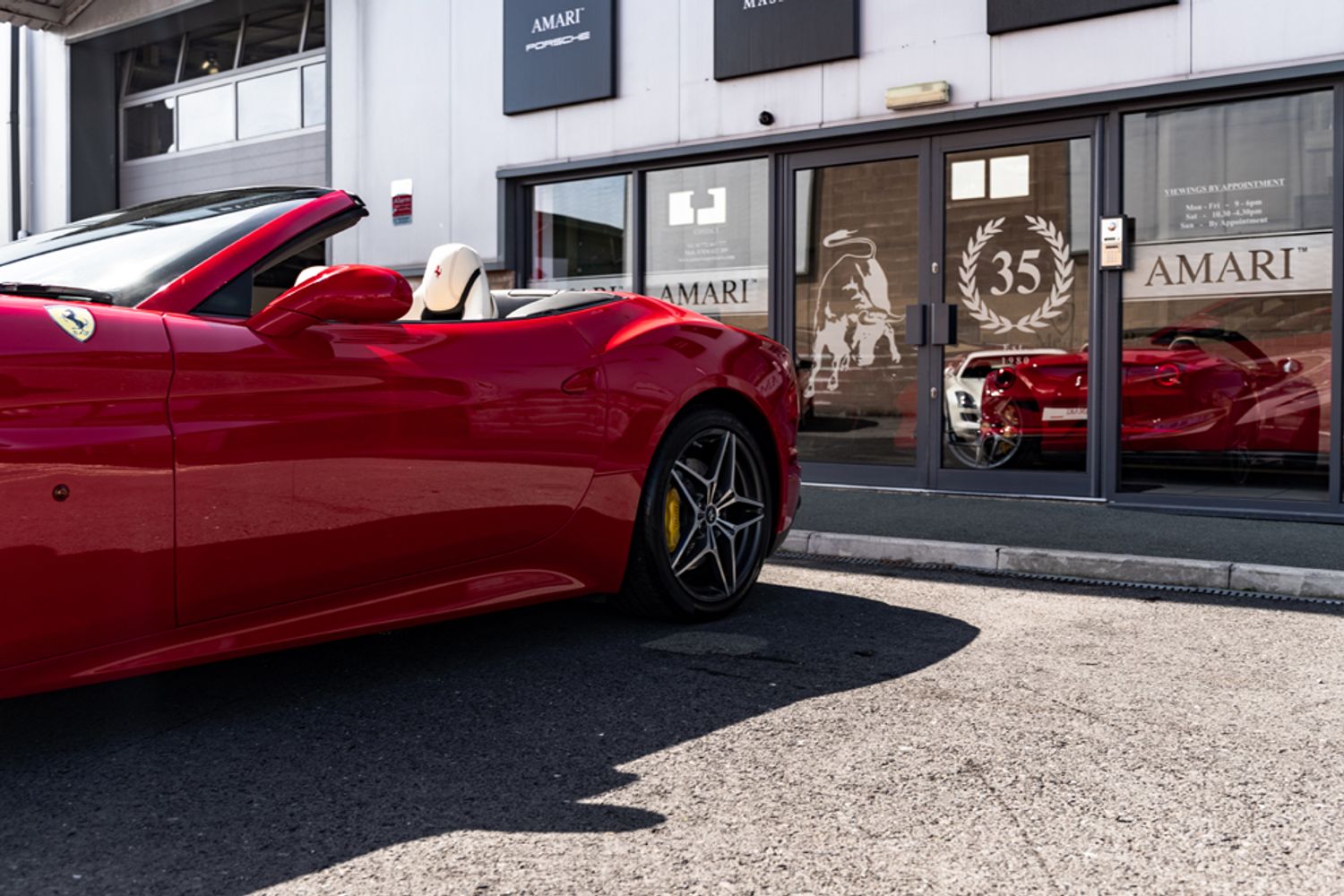 FERRARI CALIFORNIA CONVERTIBLE 3.9 DD 2DR SEMI AUTOMATIC