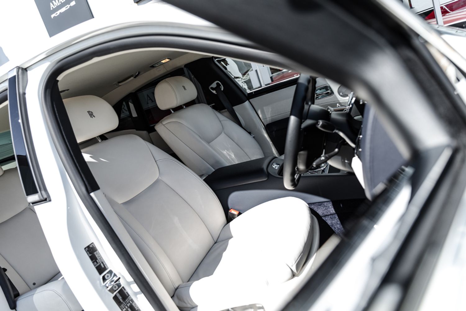 ROLLS-ROYCE GHOST SALOON 6.6 V12 SWB 4DR AUTOMATIC