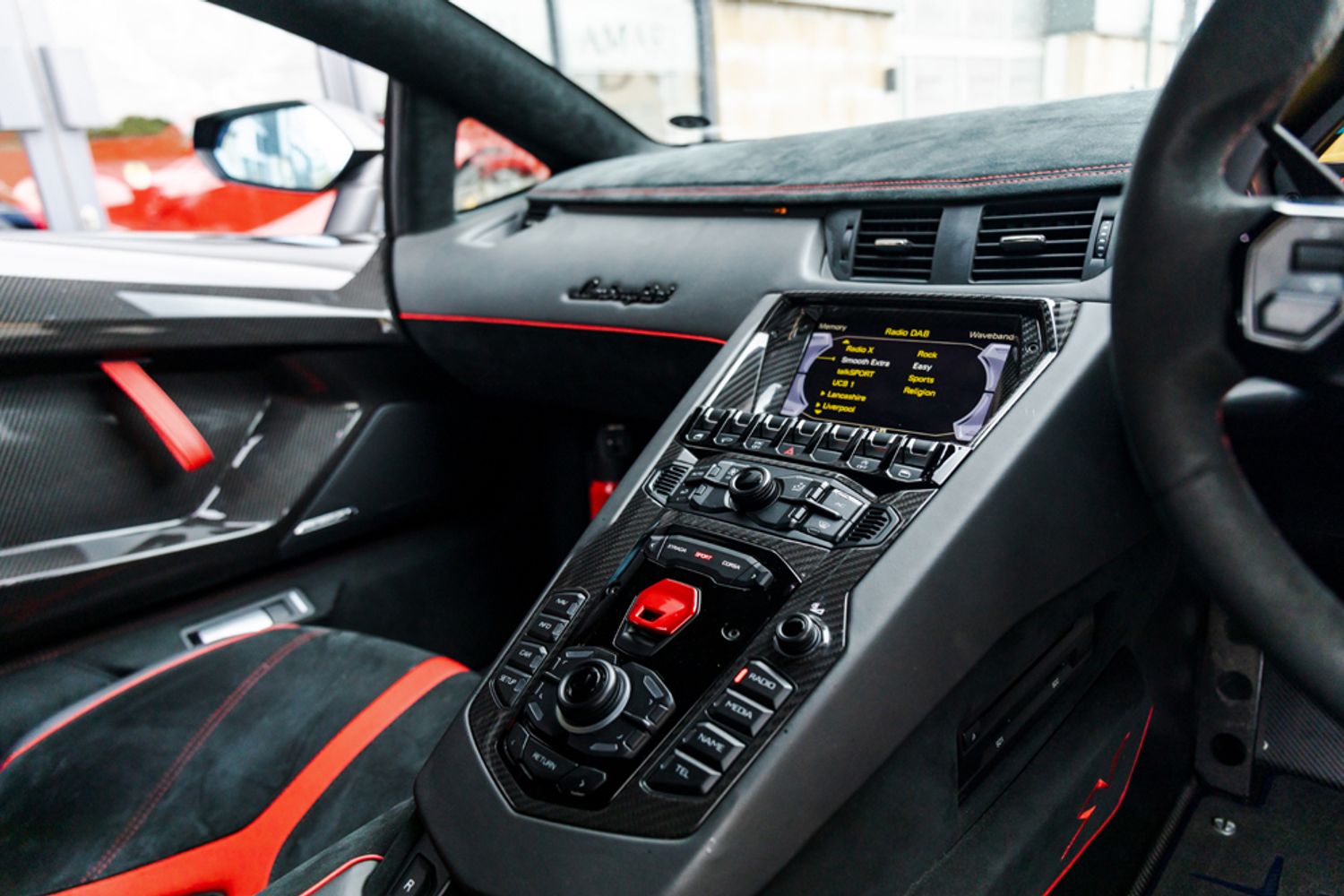 LAMBORGHINI AVENTADOR CONVERTIBLE 6.5 LP 750-4 SUPERVELOCE ROADSTER 2DR SEMI AUTOMATIC