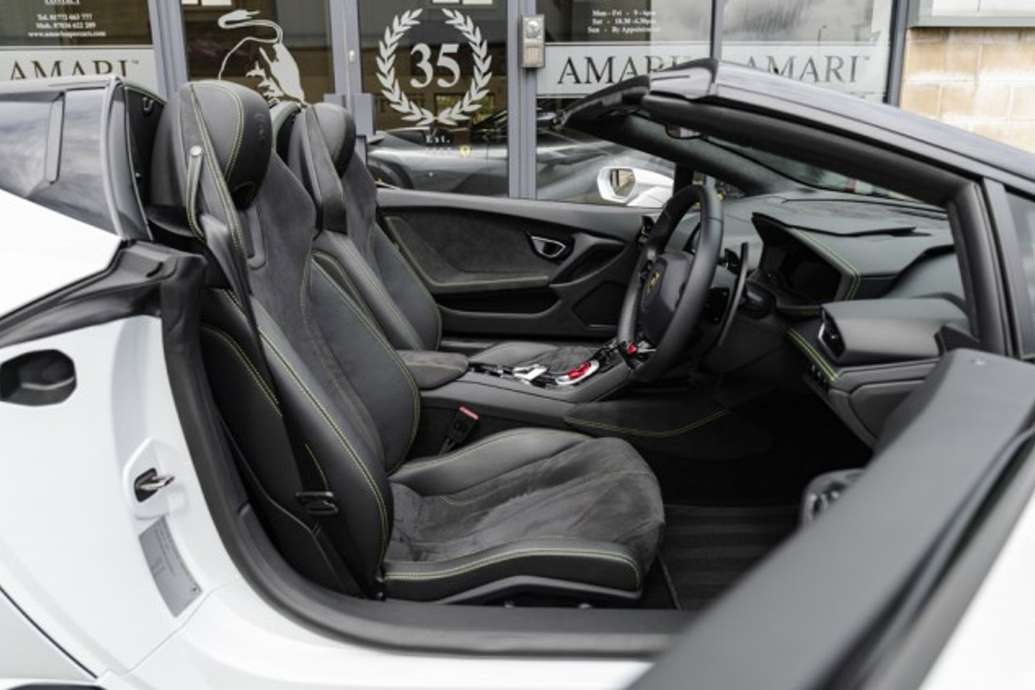 LAMBORGHINI HURACAN CONVERTIBLE 5.2 LP 610-4 SPYDER 2DR SEMI AUTOMATIC