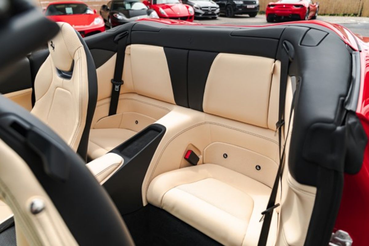 FERRARI PORTOFINO CONVERTIBLE 3.9 BCA 2DR SEMI AUTOMATIC