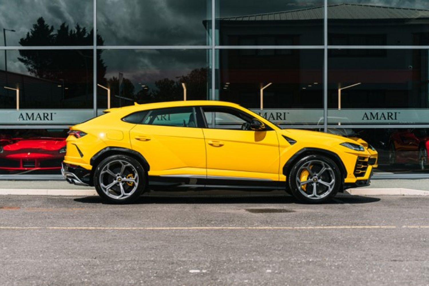 LAMBORGHINI URUS ESTATE 4.0 V8 5DR AUTOMATIC