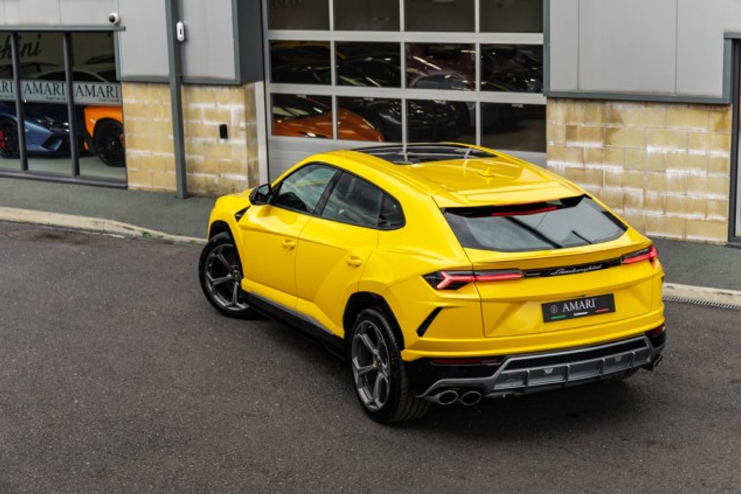 LAMBORGHINI URUS ESTATE 4.0 V8 5DR AUTOMATIC