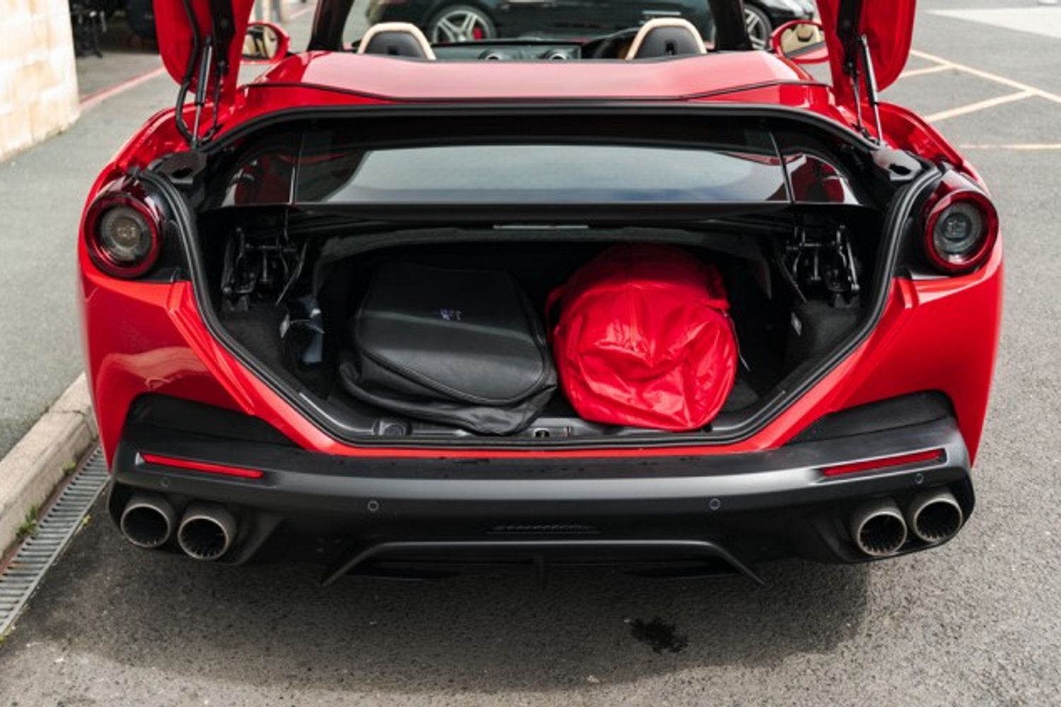 FERRARI PORTOFINO CONVERTIBLE 3.9 BCA 2DR SEMI AUTOMATIC