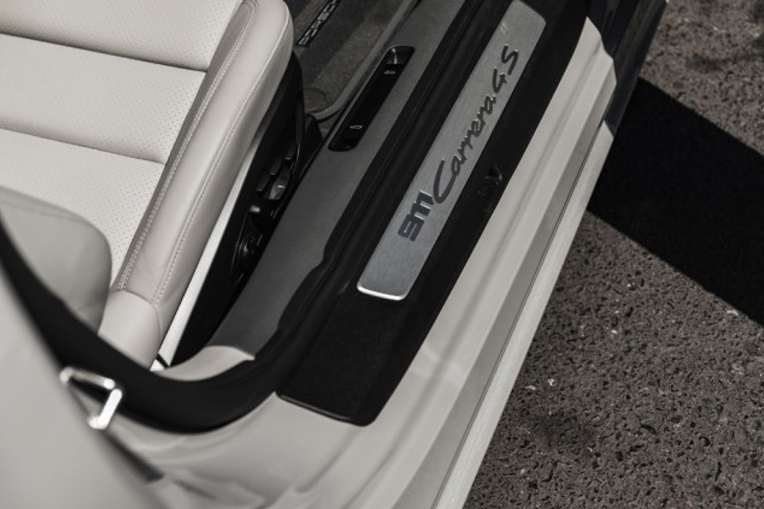 PORSCHE 911 CONVERTIBLE 3.8 CARRERA 4S PDK 2DR SEMI AUTOMATIC
