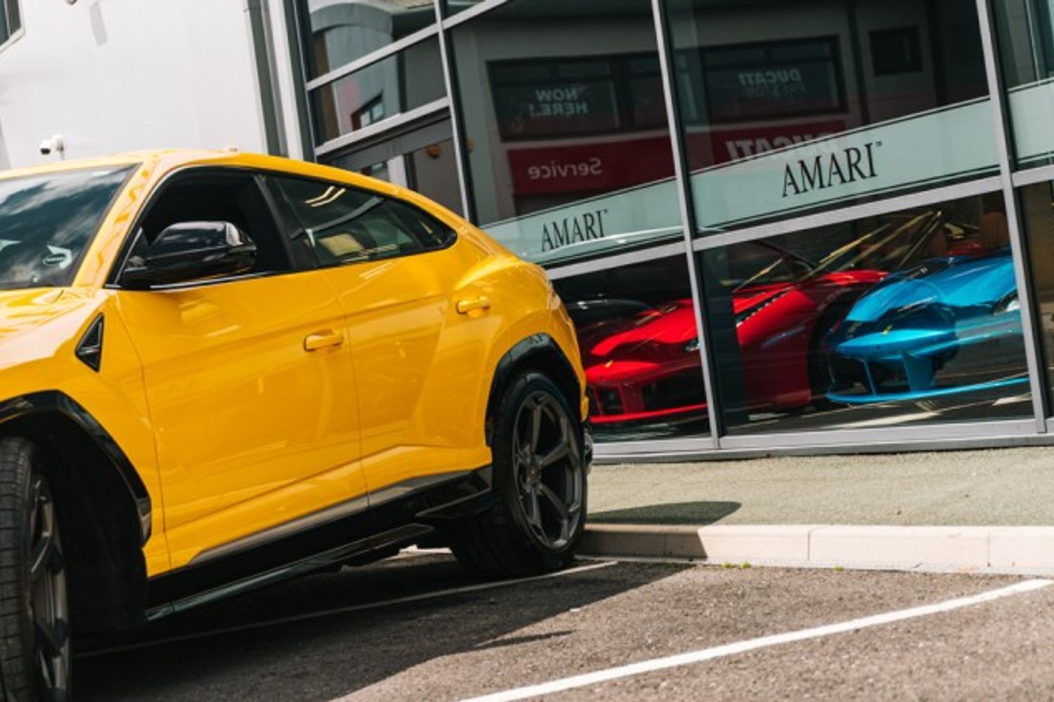 LAMBORGHINI URUS ESTATE 4.0 V8 5DR AUTOMATIC