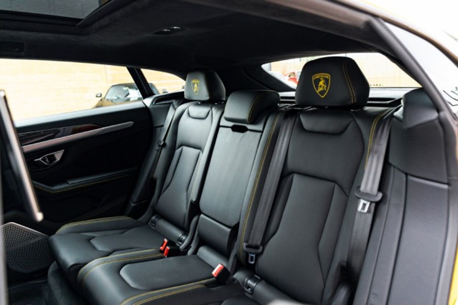 LAMBORGHINI URUS ESTATE 4.0 V8 5DR AUTOMATIC