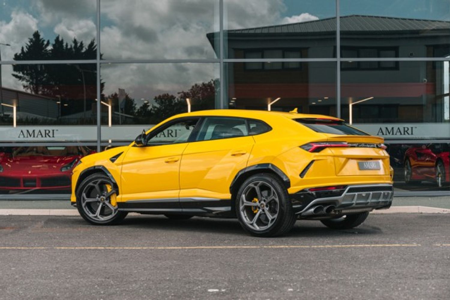 LAMBORGHINI URUS ESTATE 4.0 V8 5DR AUTOMATIC