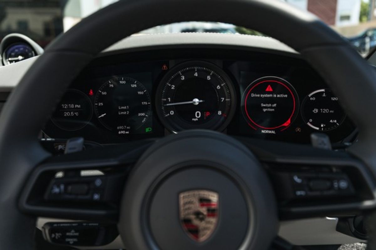 PORSCHE 911 CONVERTIBLE 3.8 CARRERA 4S PDK 2DR SEMI AUTOMATIC