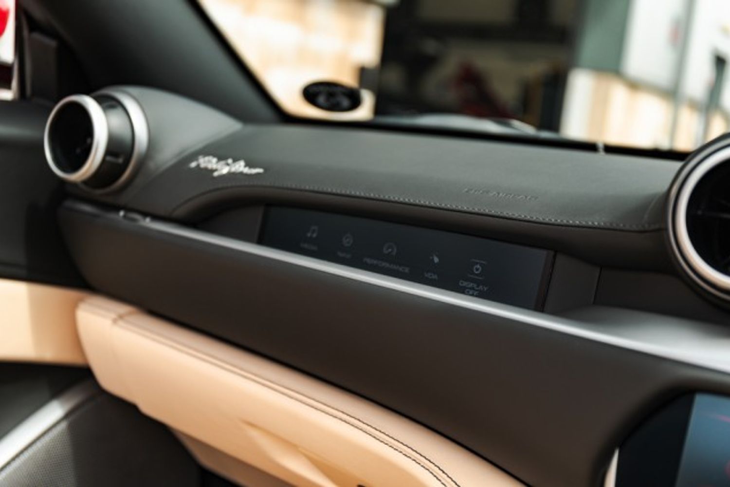 FERRARI PORTOFINO CONVERTIBLE 3.9 BCA 2DR SEMI AUTOMATIC