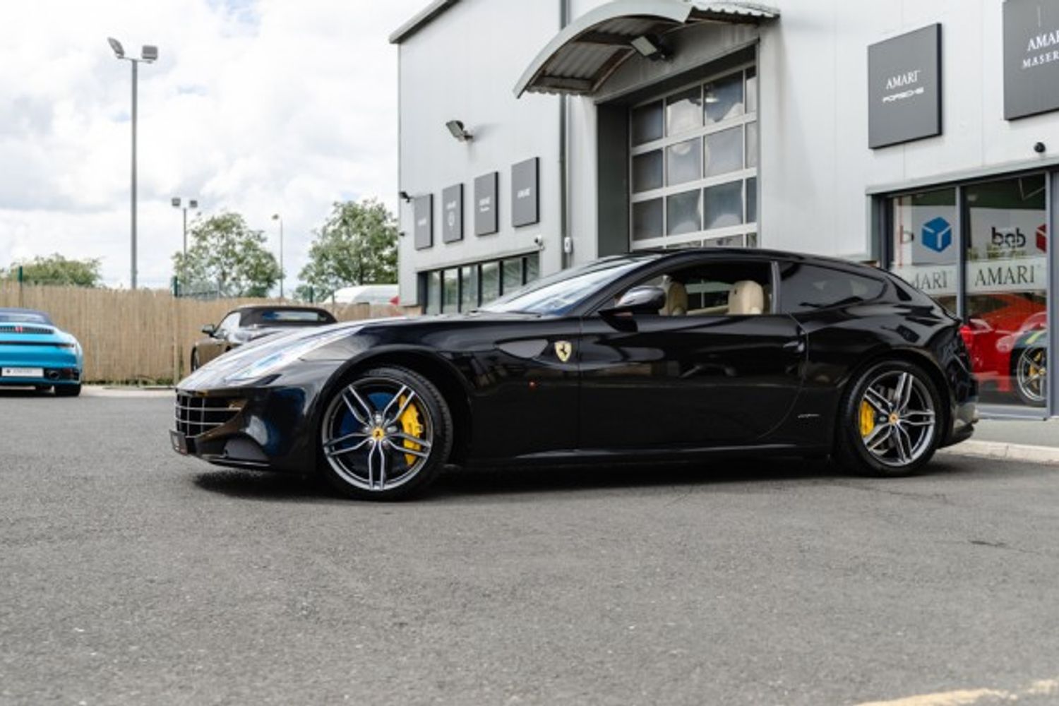 FERRARI FF HATCHBACK 6.3 V12 3DR