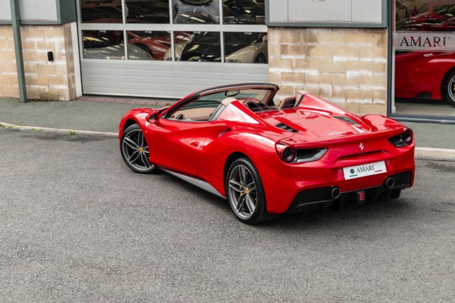 FERRARI 488 CONVERTIBLE 3.9 SPIDER 2DR SEMI AUTOMATIC