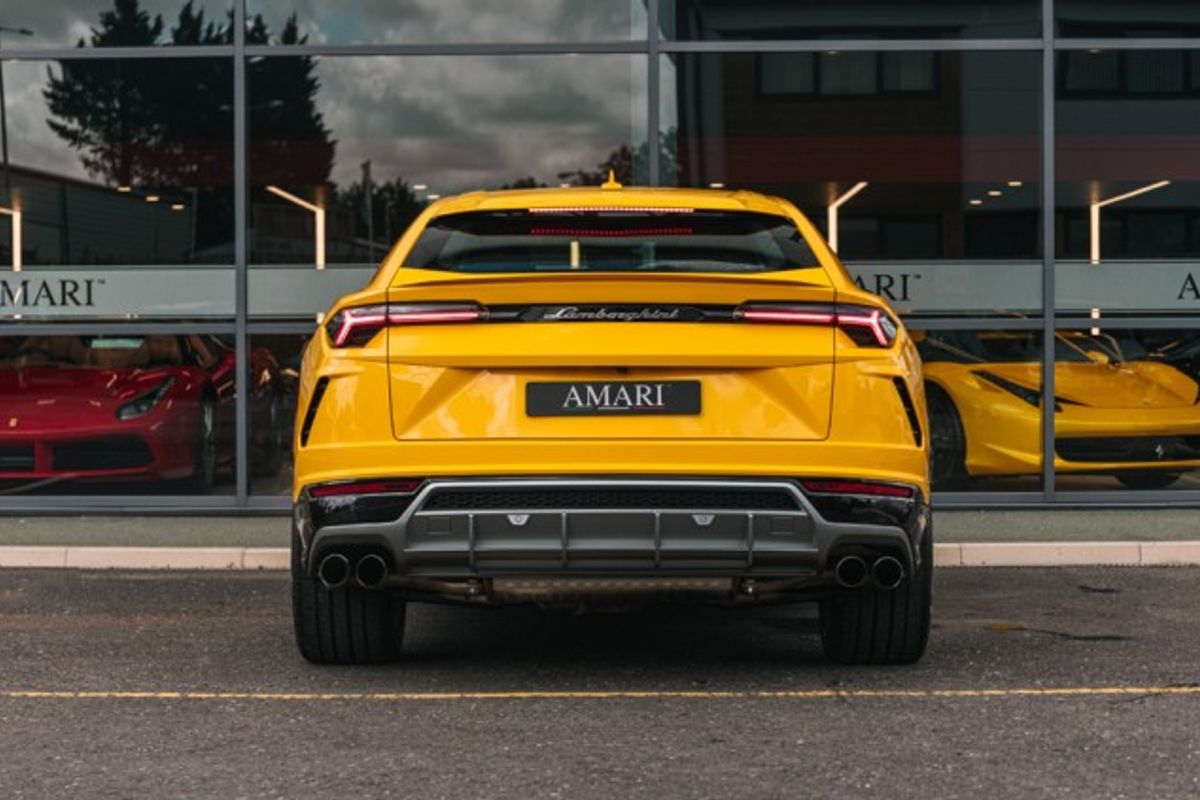 LAMBORGHINI URUS ESTATE 4.0 V8 5DR AUTOMATIC