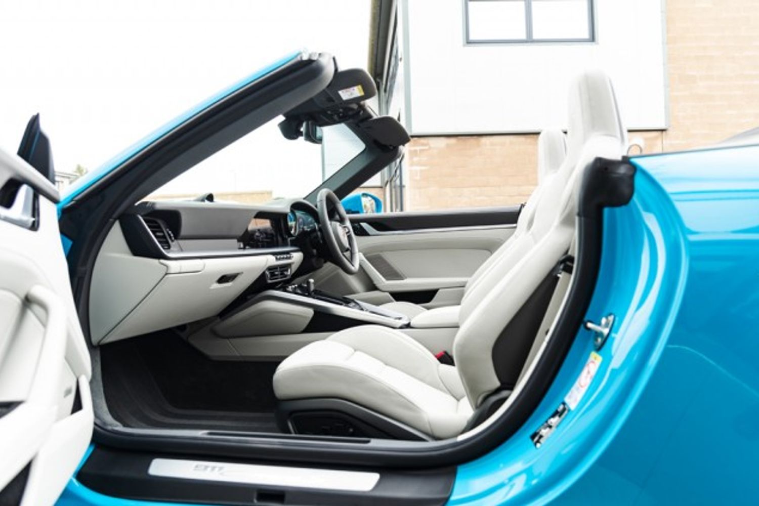 PORSCHE 911 CONVERTIBLE 3.8 CARRERA S PDK 2DR SEMI AUTOMATIC