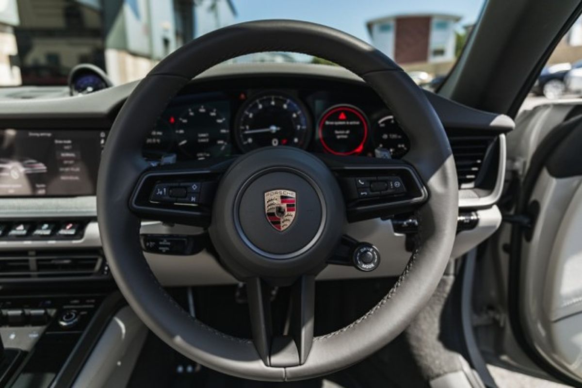 PORSCHE 911 CONVERTIBLE 3.8 CARRERA 4S PDK 2DR SEMI AUTOMATIC
