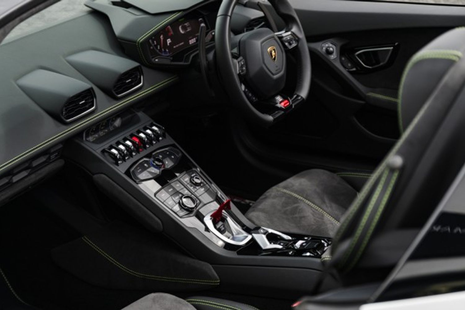 LAMBORGHINI HURACAN CONVERTIBLE 5.2 LP 610-4 SPYDER 2DR SEMI AUTOMATIC