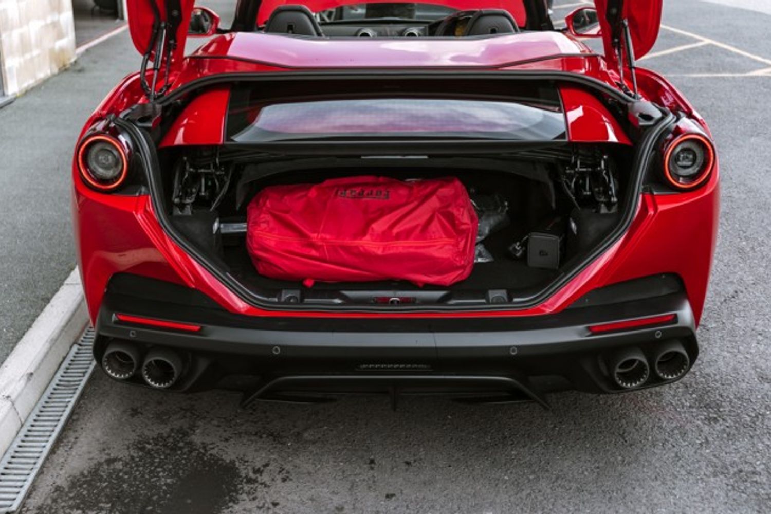 FERRARI PORTOFINO CONVERTIBLE 3.9 BCA 2DR SEMI AUTOMATIC
