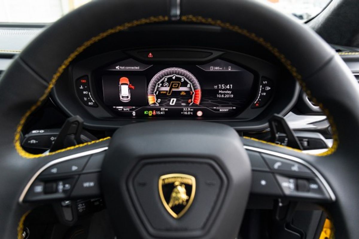 LAMBORGHINI URUS ESTATE 4.0 V8 5DR AUTOMATIC