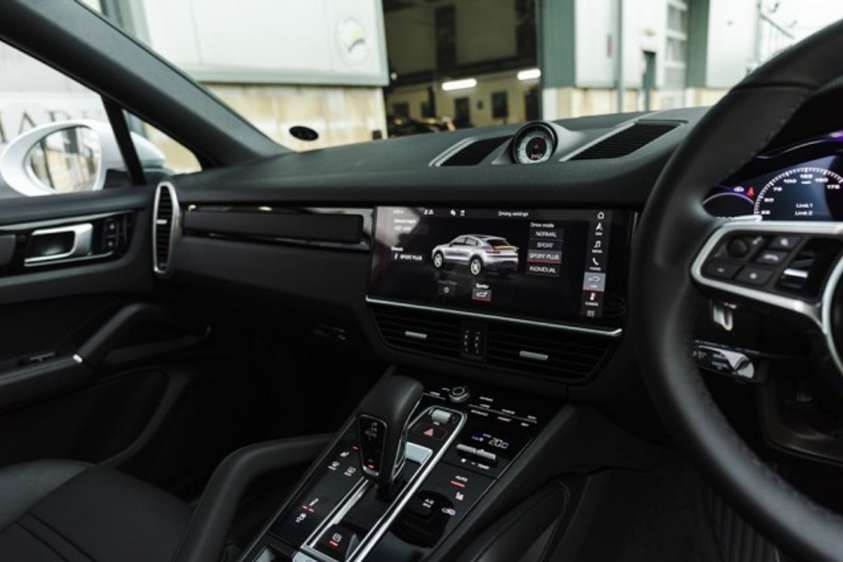 PORSCHE CAYENNE ESTATE 3.0 V6 TIPTRONIC 5DR AUTOMATIC