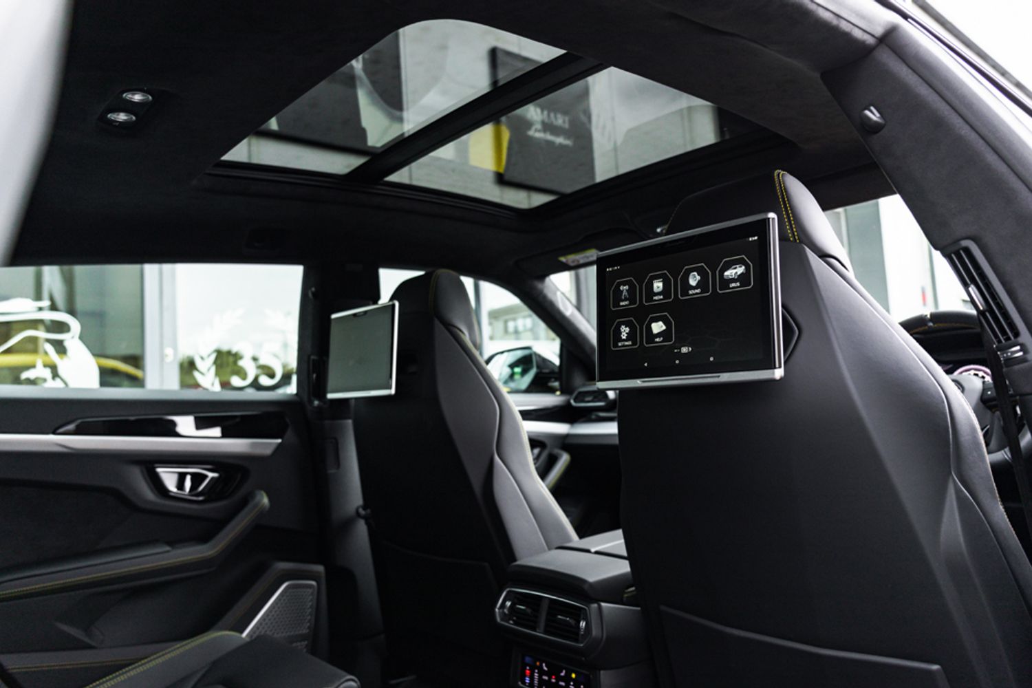 LAMBORGHINI URUS ESTATE 4.0 V8 5DR AUTOMATIC