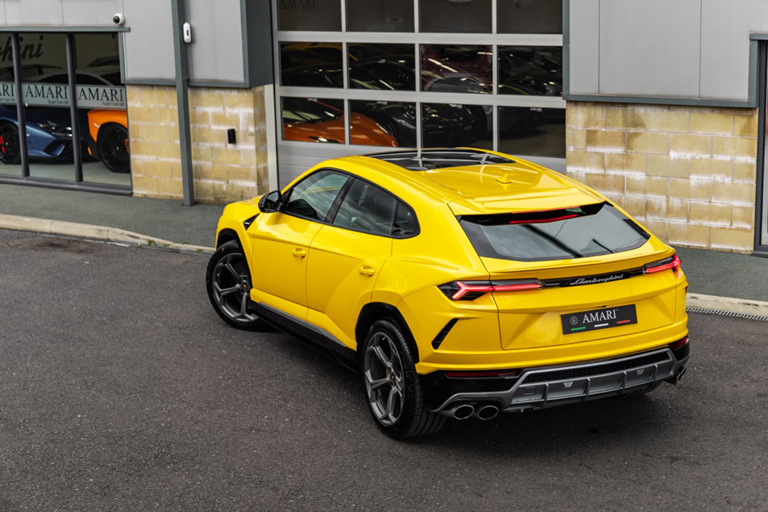 LAMBORGHINI URUS ESTATE 4.0 V8 5DR AUTOMATIC