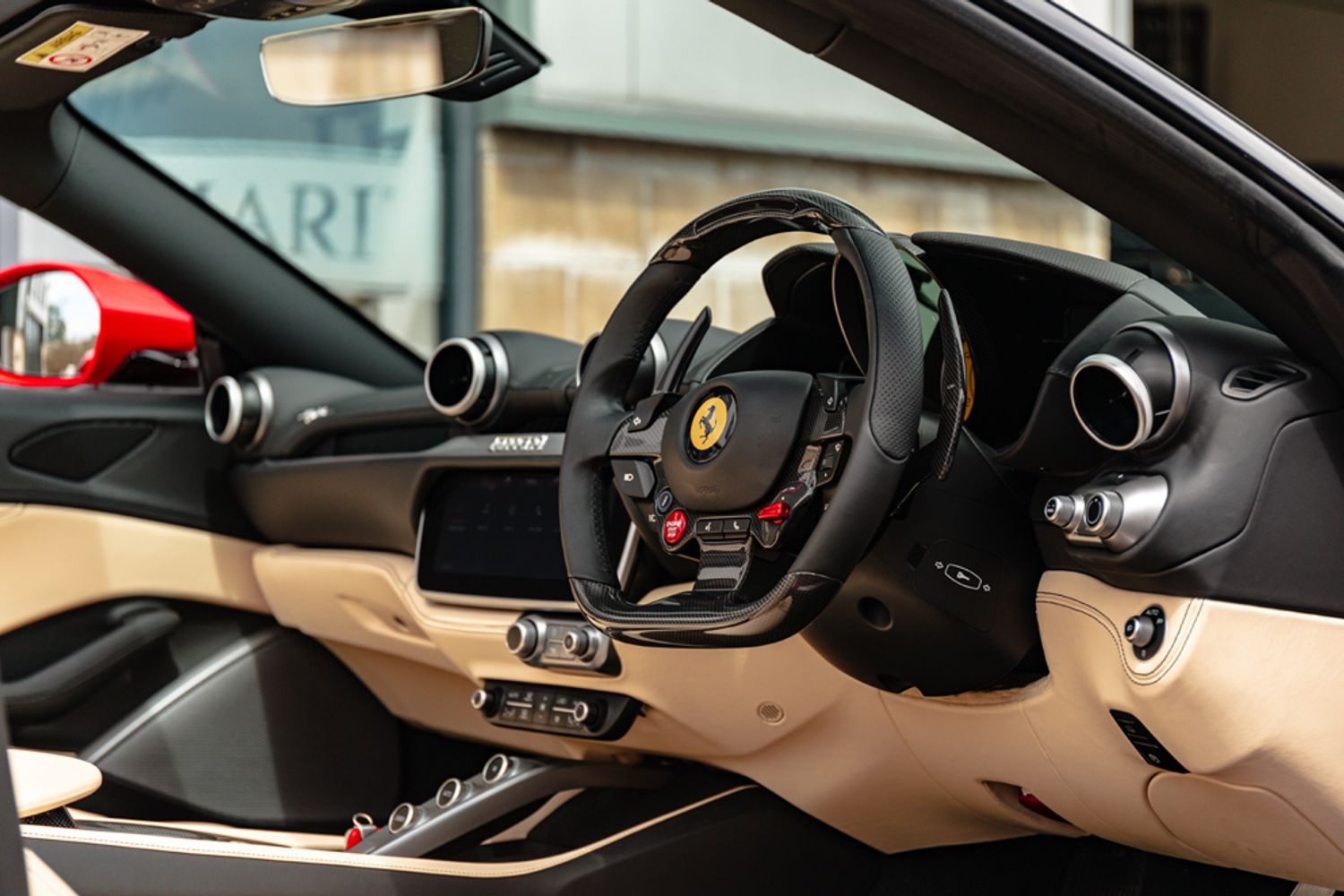 FERRARI PORTOFINO CONVERTIBLE 3.9 BCA 2DR SEMI AUTOMATIC