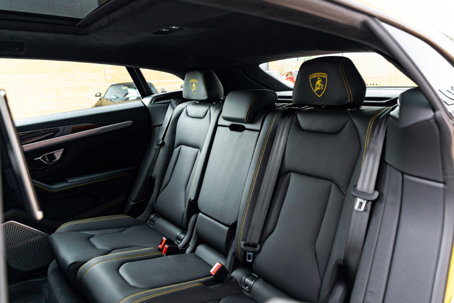 LAMBORGHINI URUS ESTATE 4.0 V8 5DR AUTOMATIC