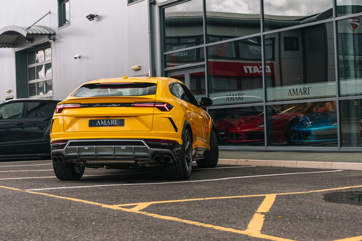 LAMBORGHINI URUS ESTATE 4.0 V8 5DR AUTOMATIC