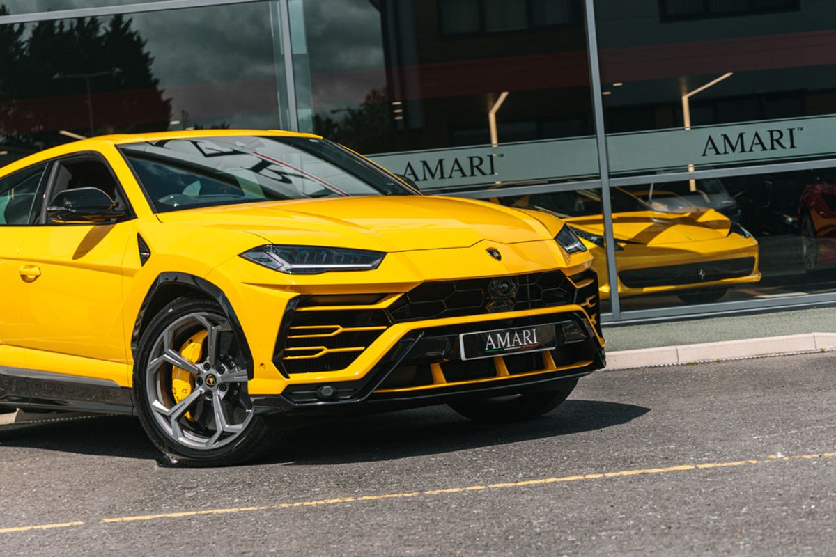 LAMBORGHINI URUS ESTATE 4.0 V8 5DR AUTOMATIC