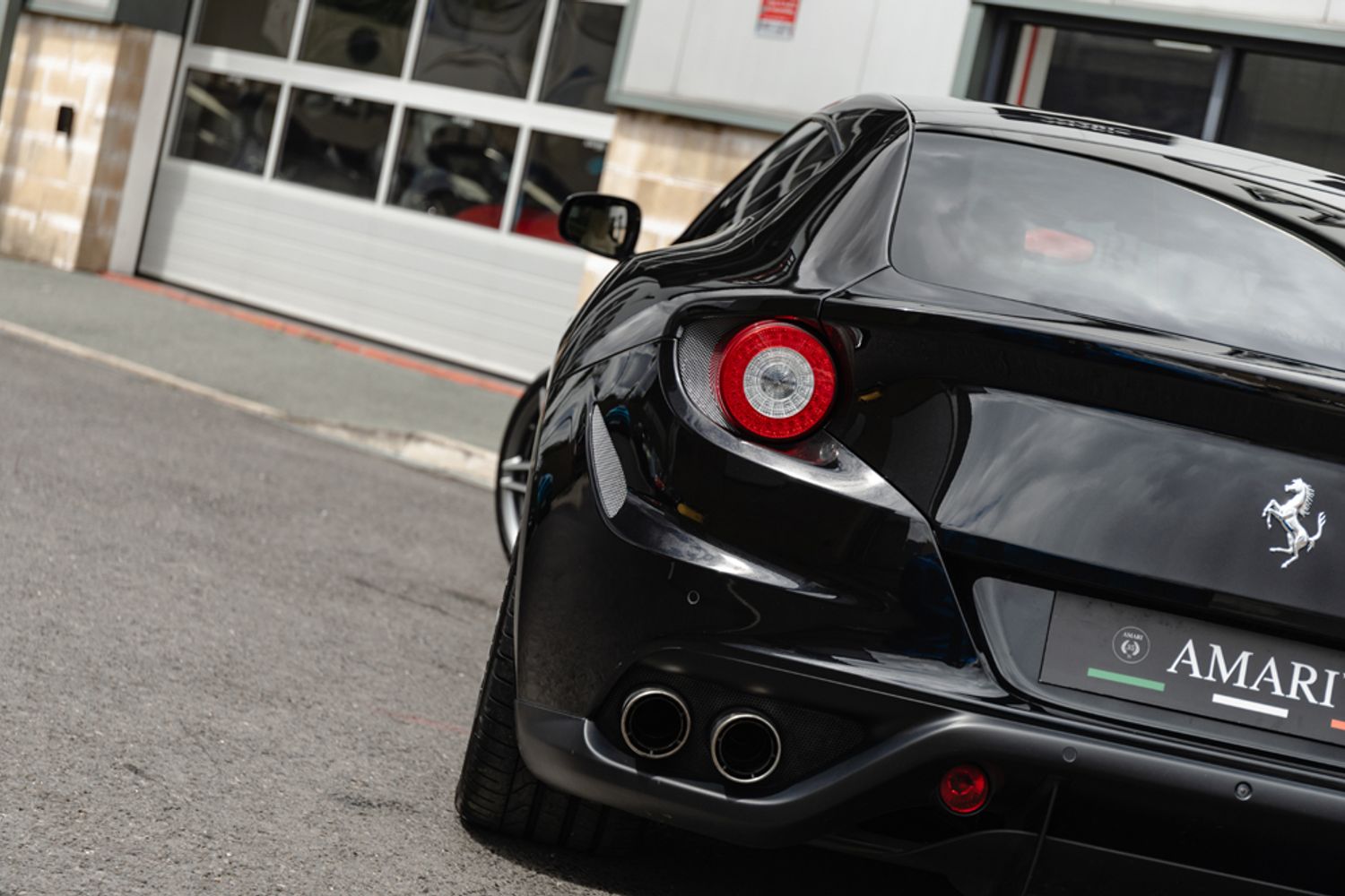 FERRARI FF HATCHBACK 6.3 V12 3DR