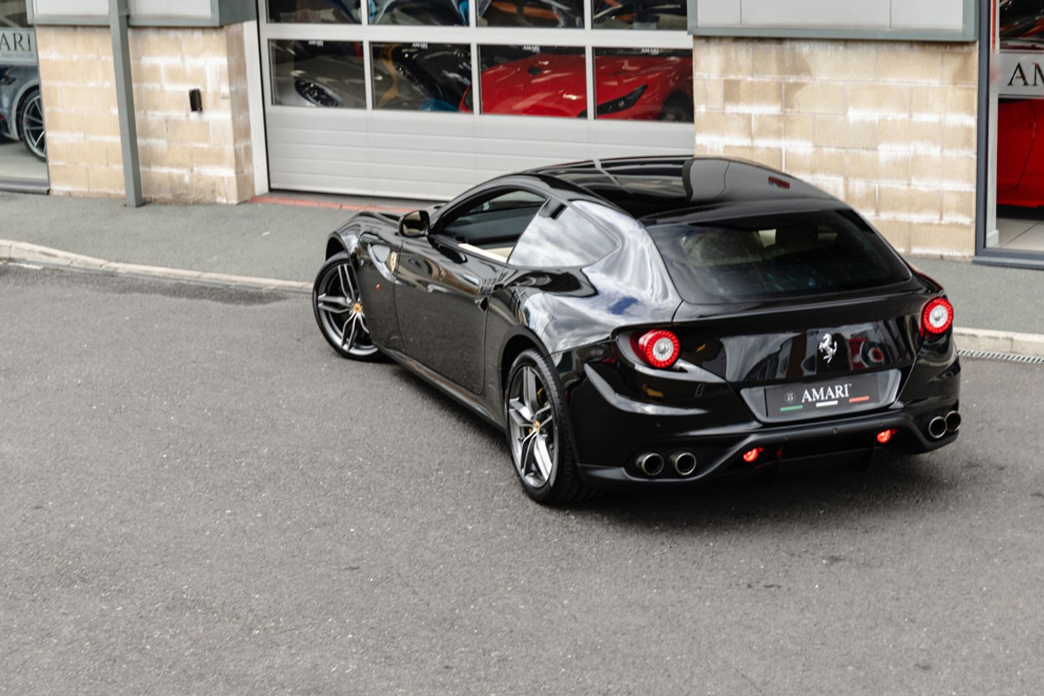 FERRARI FF HATCHBACK 6.3 V12 3DR