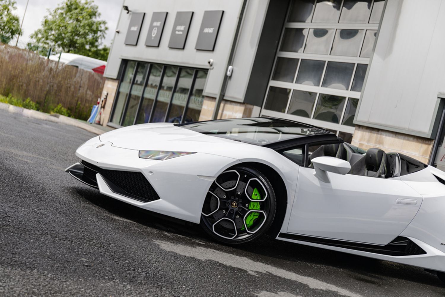 LAMBORGHINI HURACAN CONVERTIBLE 5.2 LP 610-4 SPYDER 2DR SEMI AUTOMATIC