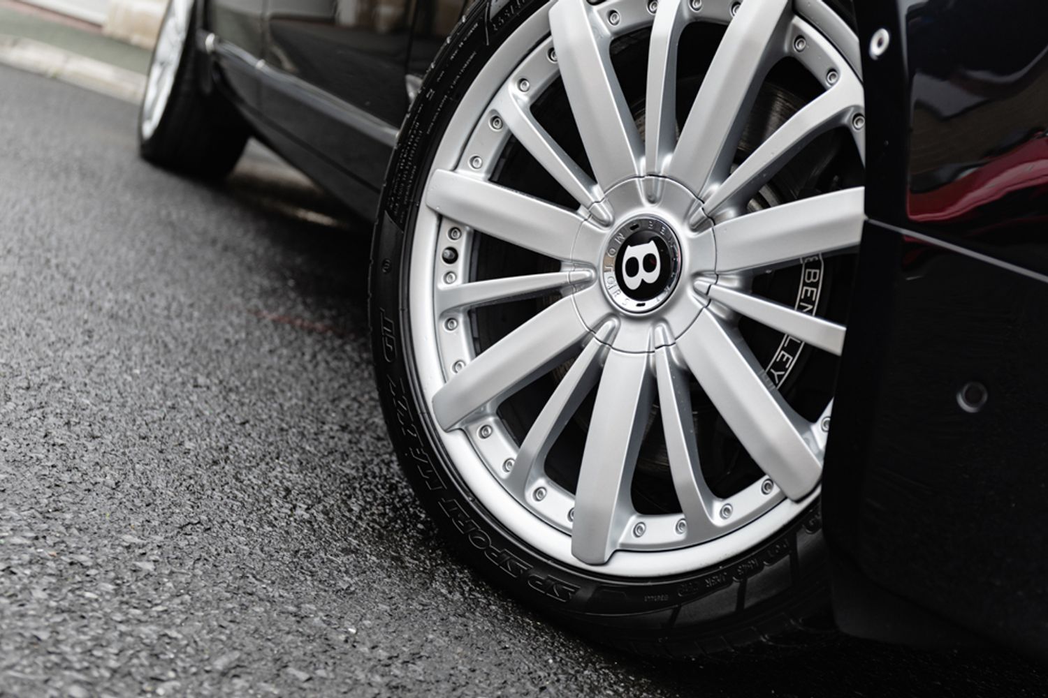 BENTLEY MULSANNE SALOON 6.8 SPEED 4DR AUTOMATIC