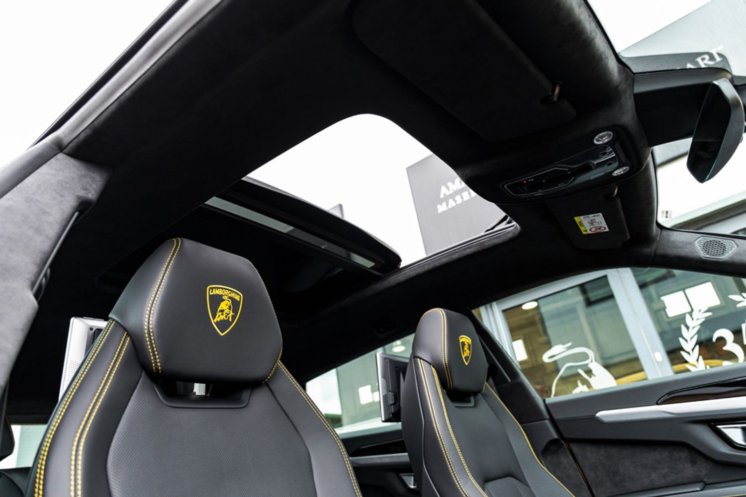 LAMBORGHINI URUS ESTATE 4.0 V8 5DR AUTOMATIC